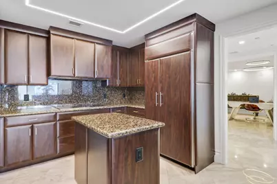 200 E Palmetto Park Road #811, Boca Raton, FL 33432 - Photo 9