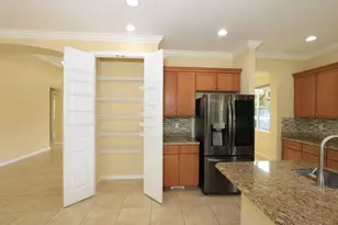 11881 SW Crestwood Cir, Port Saint Lucie, FL 34987 - Photo 21