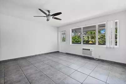 412 Sheffield Q, West Palm Beach, FL 33417 - Photo 9