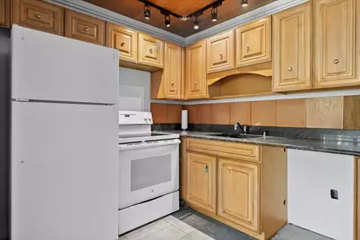 412 Sheffield Q, West Palm Beach, FL 33417 - Photo 3