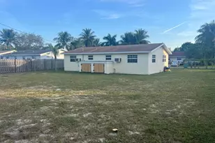 203 SE 4th Ave, Boynton Beach, FL 33435 - Photo 9