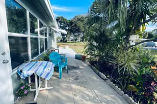 910 South Dr, Delray Beach, FL 33445 - Photo 17