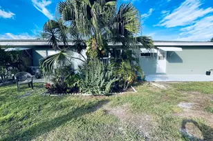 910 South Dr, Delray Beach, FL 33445 - Photo 13
