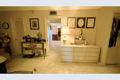 910 South Drive #B, Delray Beach, FL 33445 - Photo 7