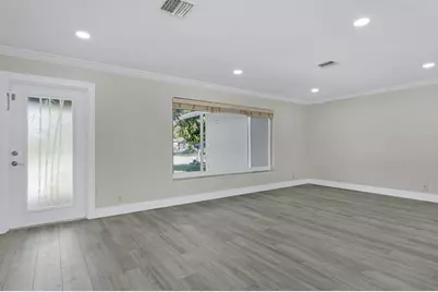 912 SE 8th Court, Deerfield Beach, FL 33441 - Photo 7