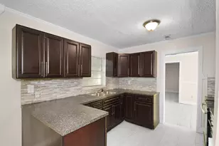 2652 Iroquois Ave, Fort Pierce, FL 34946 - Photo 13