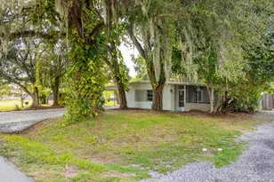 809 SE 10th St, Okeechobee, FL 34974 - Photo 3
