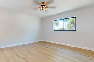 4003 S Indian River Dr, Fort Pierce, FL 34982 - Photo 25