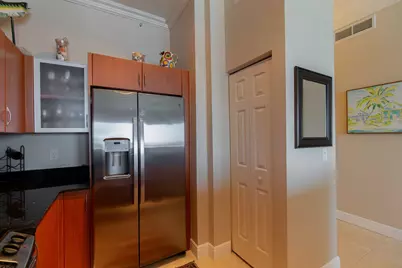 806 E Windward Way #Ph 1, Lantana, FL 33462 - Photo 9