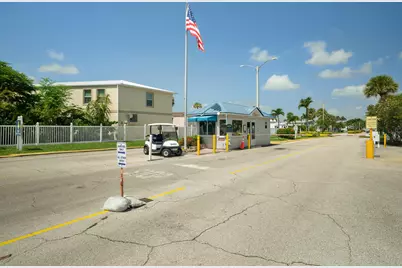 140 Nettles Boulevard, Jensen Beach, FL 34957 - Photo 45