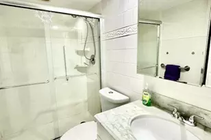 1080 Exeter E, Boca Raton, FL 33434 - Photo 9