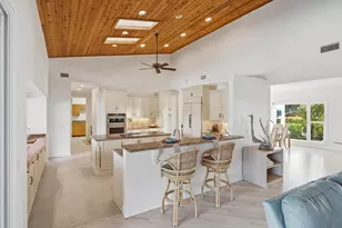 5201 SE Burning Tree Cir, Stuart, FL 34997 - Photo 13