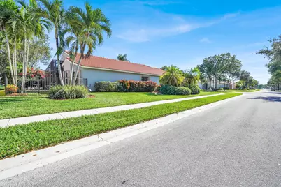 5355 La Casa Circle, Boynton Beach, FL 33437 - Photo 5