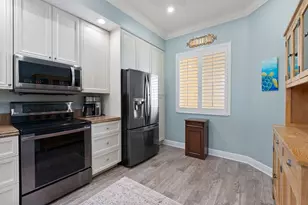 9 Harbour Isle Dr E, Hutchinson Island, FL 34949 - Photo 17