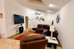 7024 Golf Pointe Cir, Tamarac, FL 33321 - Photo 5