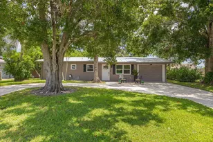 477 SE Asbury Ln, Port Saint Lucie, FL 34983 - Photo 1