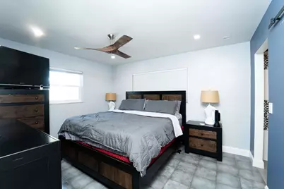 477 SE Asbury Lane, Port Saint Lucie, FL 34983 - Photo 9