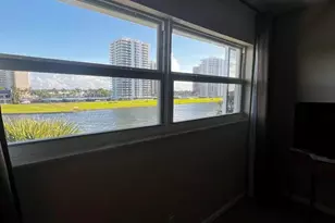 20 Yacht Club Dr, North Palm Beach, FL 33408 - Photo 15