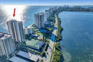 5420 N Ocean Dr, Singer Island, FL 33404 - Photo 7