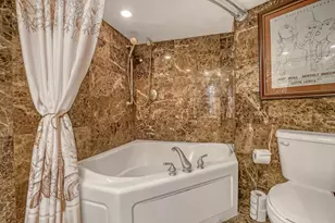 5420 N Ocean Dr, Singer Island, FL 33404 - Photo 25