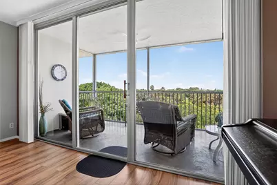 3960 Oaks Clubhouse Drive #504, Pompano Beach, FL 33069 - Photo 17