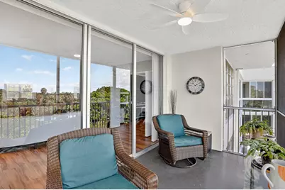 3960 Oaks Clubhouse Drive #504, Pompano Beach, FL 33069 - Photo 15