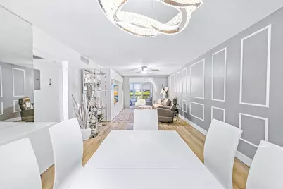 1018 Guildford A, Boca Raton, FL 33434 - Photo 7