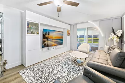 1018 Guildford A, Boca Raton, FL 33434 - Photo 9