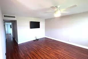 185 Valencia H, Delray Beach, FL 33446 - Photo 15