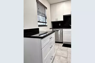 185 Valencia H, Delray Beach, FL 33446 - Photo 17