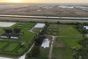 2265 Cotton Tail Dr, Wellington, FL 33470 - Photo 7