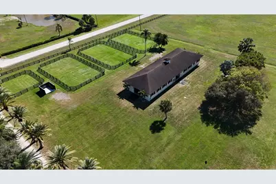 2265 Cotton Tail Drive, Wellington, FL 33470 - Photo 9