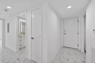 350 W Hidden Valley Blvd, Boca Raton, FL 33487 - Photo 21