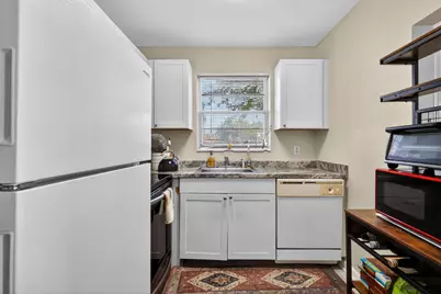 113 Windsor F, West Palm Beach, FL 33417 - Photo 7