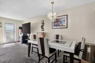 113 Windsor F, West Palm Beach, FL 33417 - Photo 9