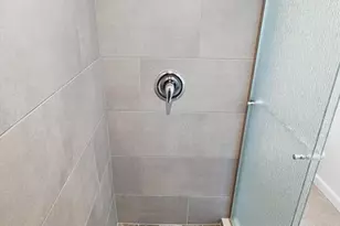 914 10th St, West Palm Beach, FL 33401 - Photo 13