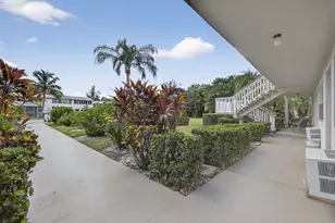 16 Sussex A, West Palm Beach, FL 33417 - Photo 3