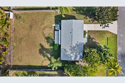 307 SE Husted Terrace, Port Saint Lucie, FL 34983 - Photo 9