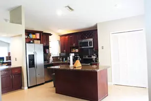 6325 Indian Wells Blvd, Boynton Beach, FL 33437 - Photo 9