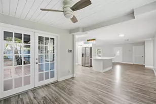 540 SW North Carolina Dr, Stuart, FL 34994 - Photo 9