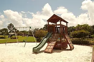 568 SW New Castle Cove, Port Saint Lucie, FL 34986 - Photo 29