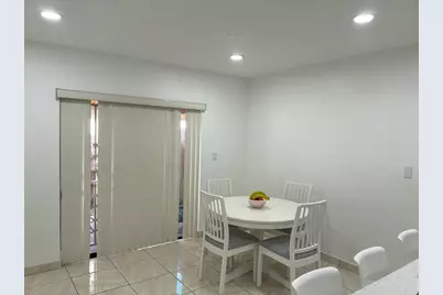 11507 SW 6th Street, Sweetwater, FL 33174 - Photo 5