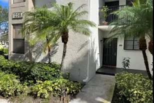 1256 S Military Trail, Deerfield Beach, FL 33442 - Photo 17