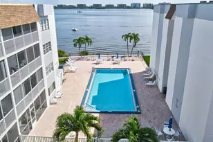 1502 S Lakeside Dr, Lake Worth Beach, FL 33460 - Photo 5