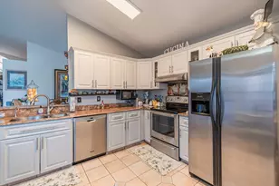 4135 Culpeper Ct, West Palm Beach, FL 33409 - Photo 11