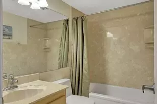 4200 N Ocean Dr, Singer Island, FL 33404 - Photo 39