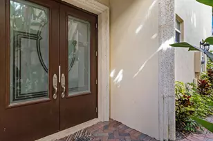 814 N Victoria Park Rd, Fort Lauderdale, FL 33304 - Photo 7