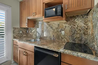 814 N Victoria Park Road, Fort Lauderdale, FL 33304 - Photo 37