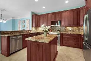 814 N Victoria Park Rd, Fort Lauderdale, FL 33304 - Photo 13