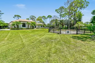 3251 SW Holly Ln, Palm City, FL 34990 - Photo 5